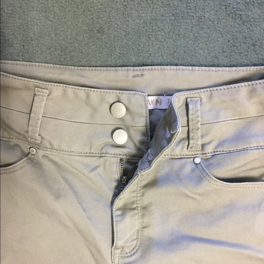 Light Gray Wash High Waisted Jeggings